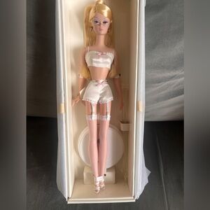 2000 Barbie Fashion Model Collection Silkstone Lingerie#1 #26930